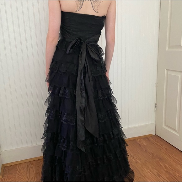 Masquerade Vintage Gothic Princess Dream Dress - Picture 4 of 5